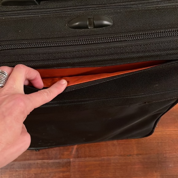 Briggs & Riley Carry-on Spinner - Picture 3 of 14